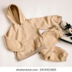 白丝黑丝出水:探索时尚潮流中的黑白对比魅力 4u67qk