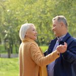 白飘着联盟:探索白色飘带背后的神秘故事与文化意义 h5iwjg